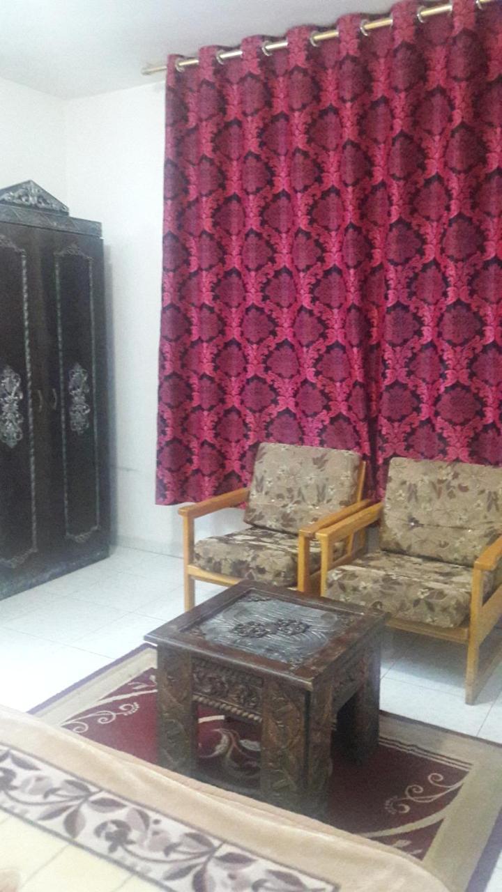 דירות אז זרקא Al Seoudi Furnished Units מראה חיצוני תמונה