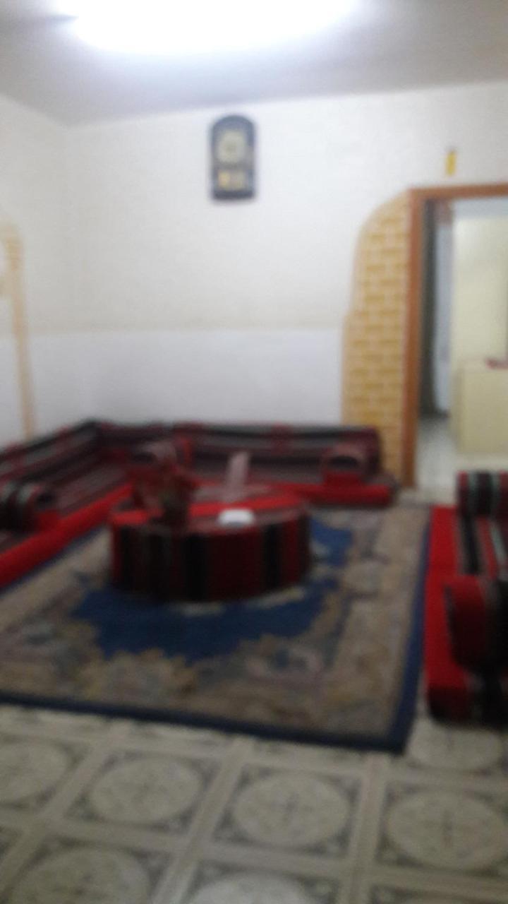 דירות אז זרקא Al Seoudi Furnished Units מראה חיצוני תמונה