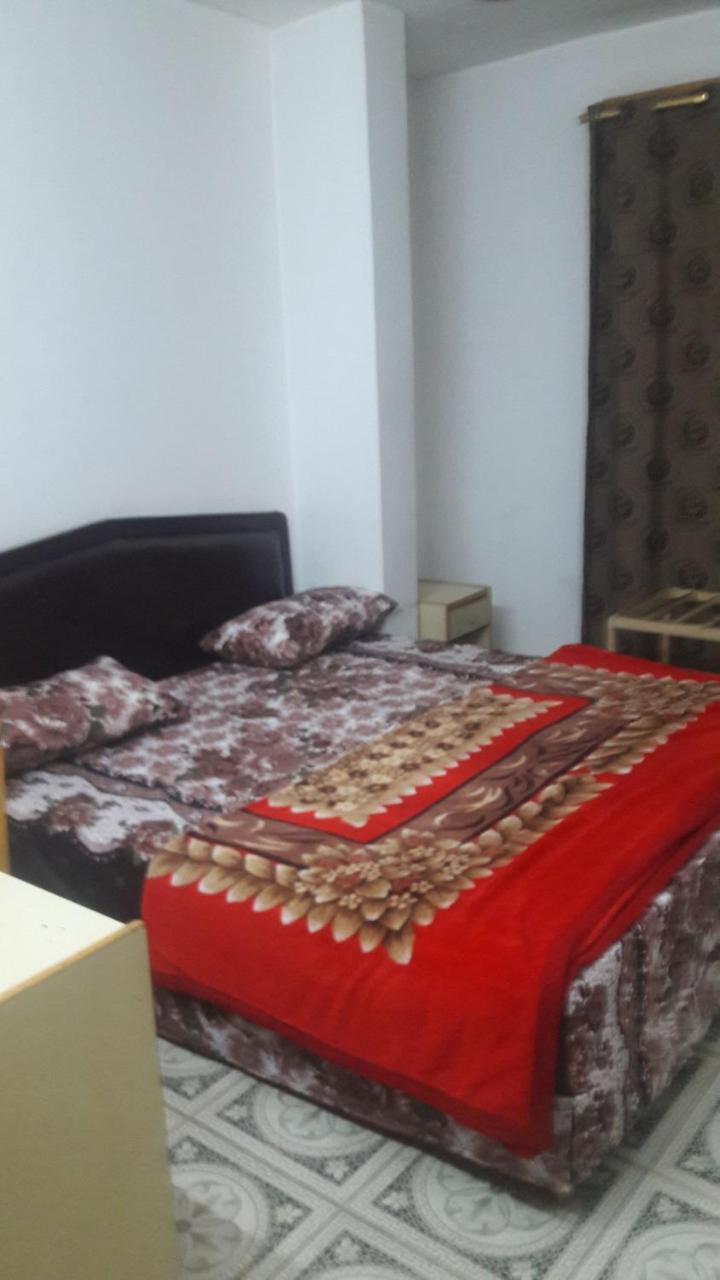 דירות אז זרקא Al Seoudi Furnished Units מראה חיצוני תמונה